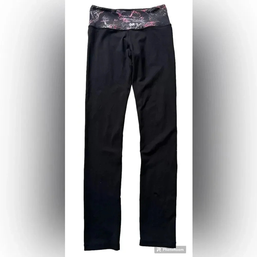 LULULEMON Straight Leg leggings pants (Measurements on photos)